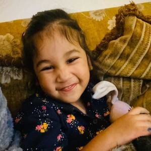 Meet your Posher, Kaniz